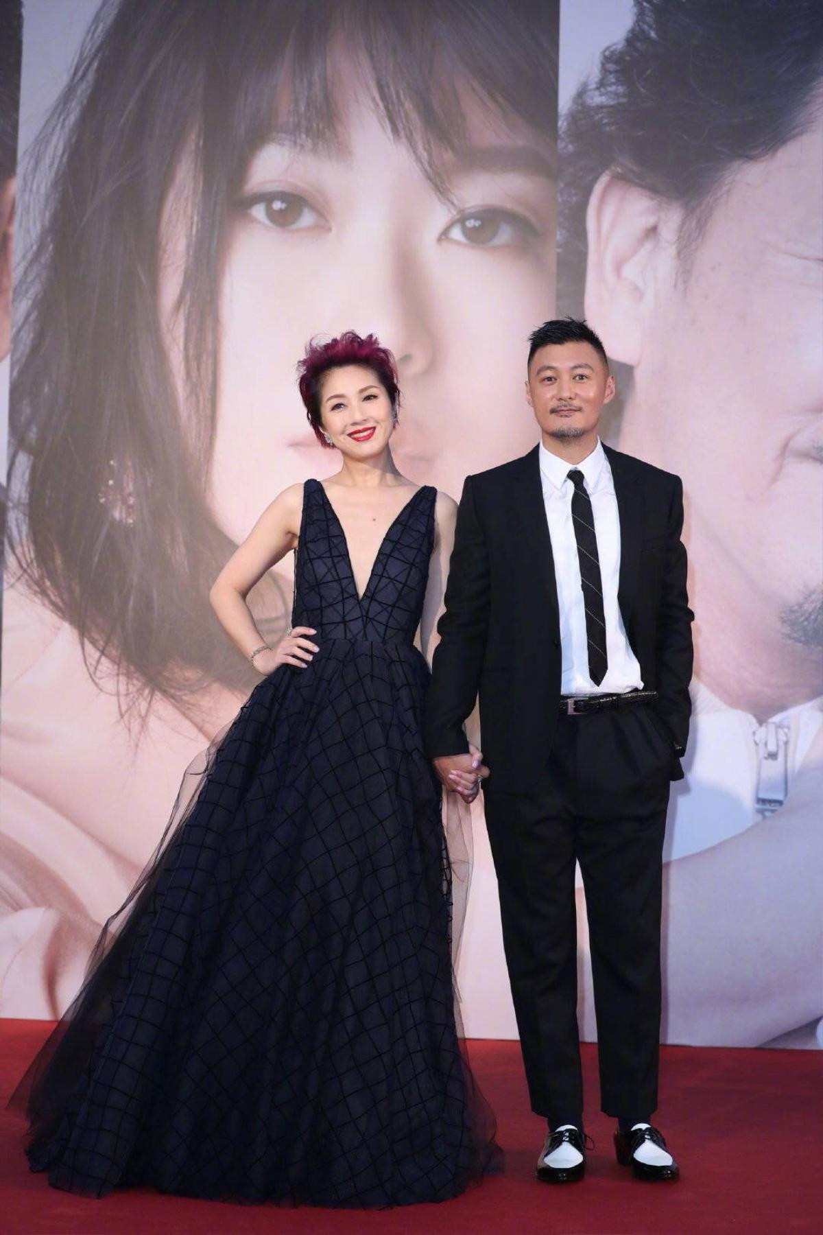 Thảm đỏ 'Oscar Hong Kong 2019': Song Hye Kyo đọ sắc với Hồ Định Hân, Thái Trác Nghiên Ảnh 17