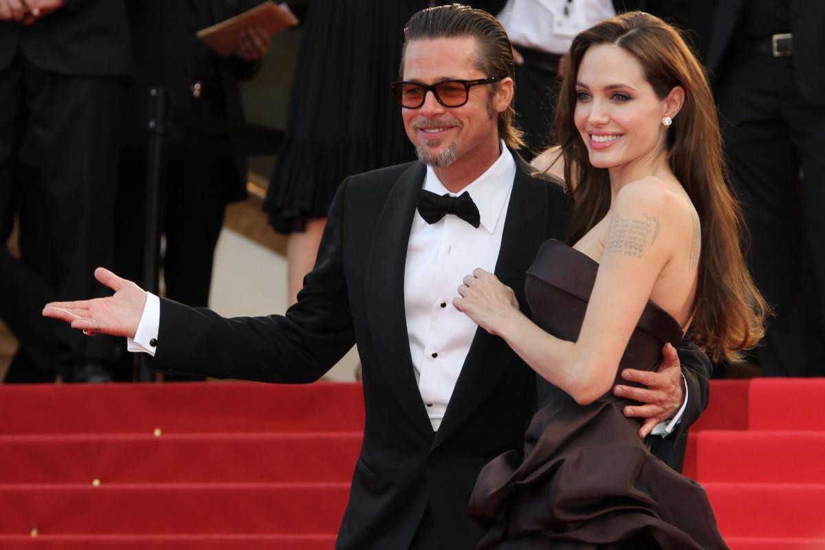 Angelina Jolie và Brad Pitt đã li hôn, chính thức không còn là vợ chồng! Ảnh 1