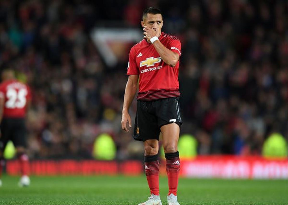 Alexis Sanchez bị người đẹp siêu vòng ba tố lừa tình Ảnh 1