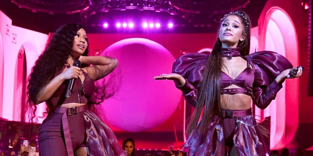 Gặp sự cố kỹ thuật tại Coachella: Ariana Grande đăng đàn không tiếc lời yêu thương gửi tới Nicki Minaj Ảnh 1