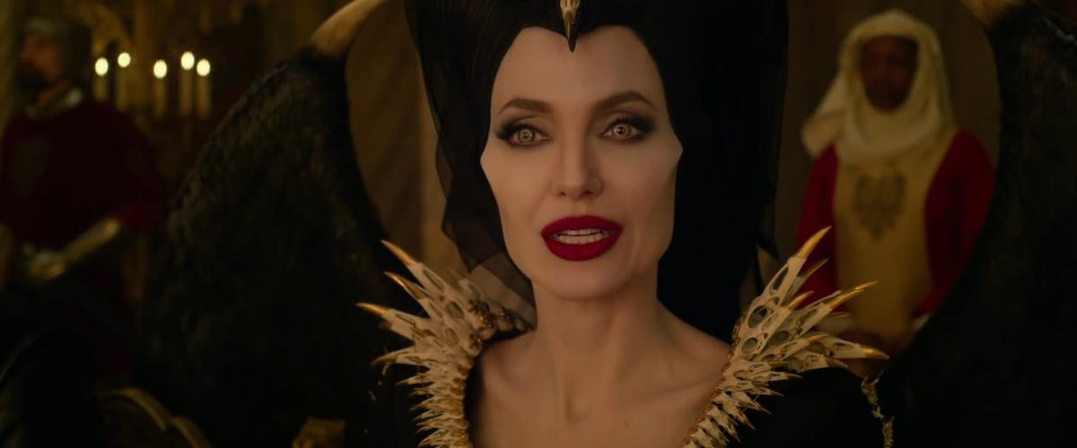 Maleficent: Mistress of Evil của Angelina Jolie tung trailer: Quéo queo quèo… Chào mừng chị Mã Lệ Phi Xuân tái xuất giang hồ Ảnh 8