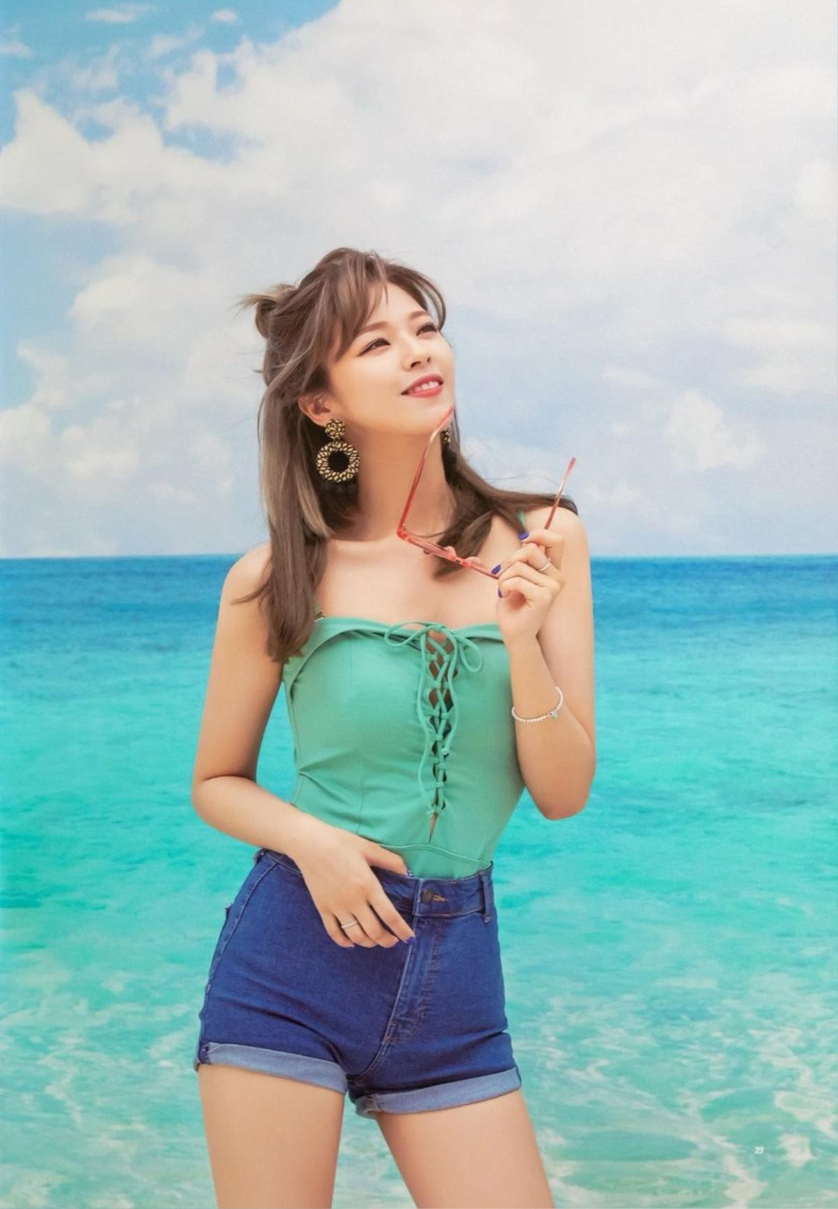 Mang tiếng kém sắc nhất hội chị em, Jeongyeon (TWICE) chỉ cần nuôi tóc dài thôi là thiên hạ đổ đứ đừ Ảnh 9