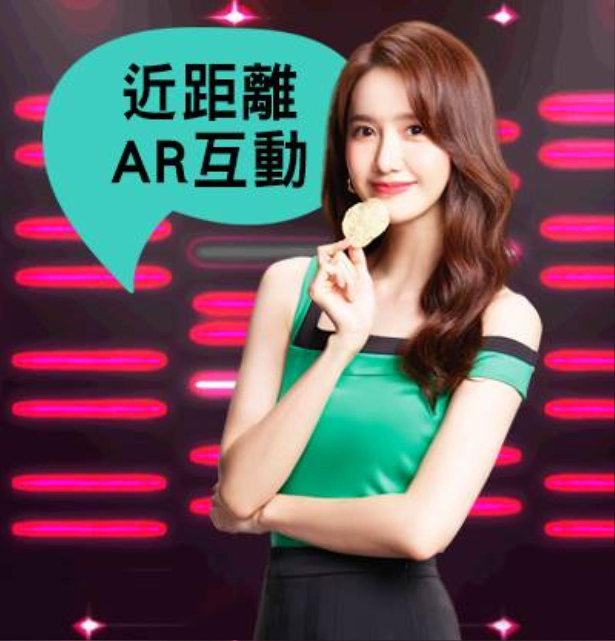 Hình ảnh thành viên EXO có khắp mọi nơi - YoonA (SNSD) đại diện cho snack ăn nhanh và bị fan trêu chọc Ảnh 18