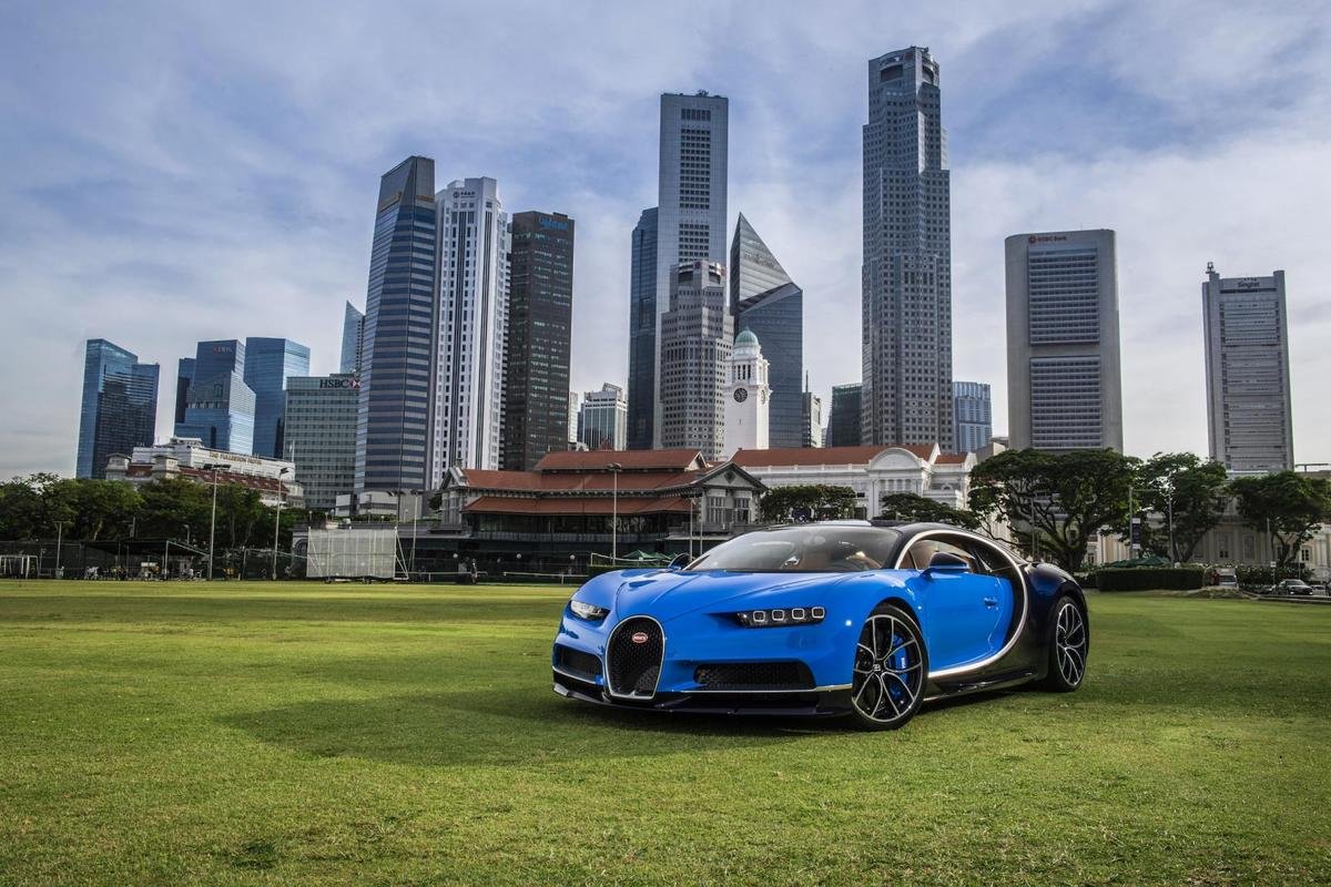 Đại gia chi 115 tỷ mua siêu xe Bugatti Chiron nhưng chỉ được ngắm mà không thể lái ra đường vì lý do không tưởng Ảnh 2