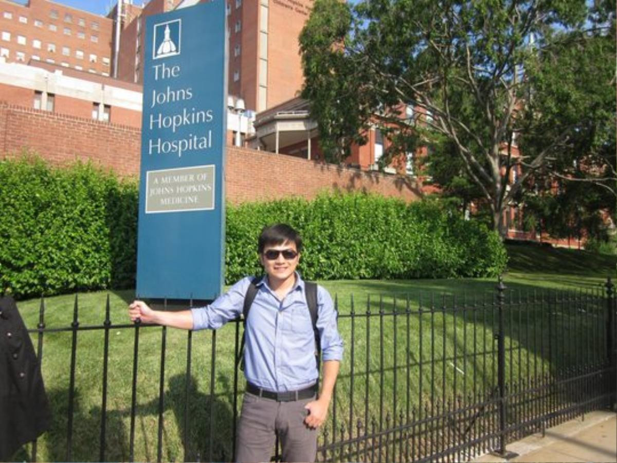 Giáo sư trẻ tuổi của ĐH Johns Hopkins là người Việt Nam Ảnh 2