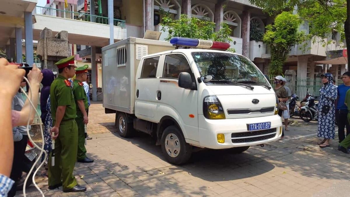 Vụ dâm ô tập thể nữ sinh 14 tuổi: Cựu thượng tá công an bị phạt 3 năm tù giam Ảnh 1