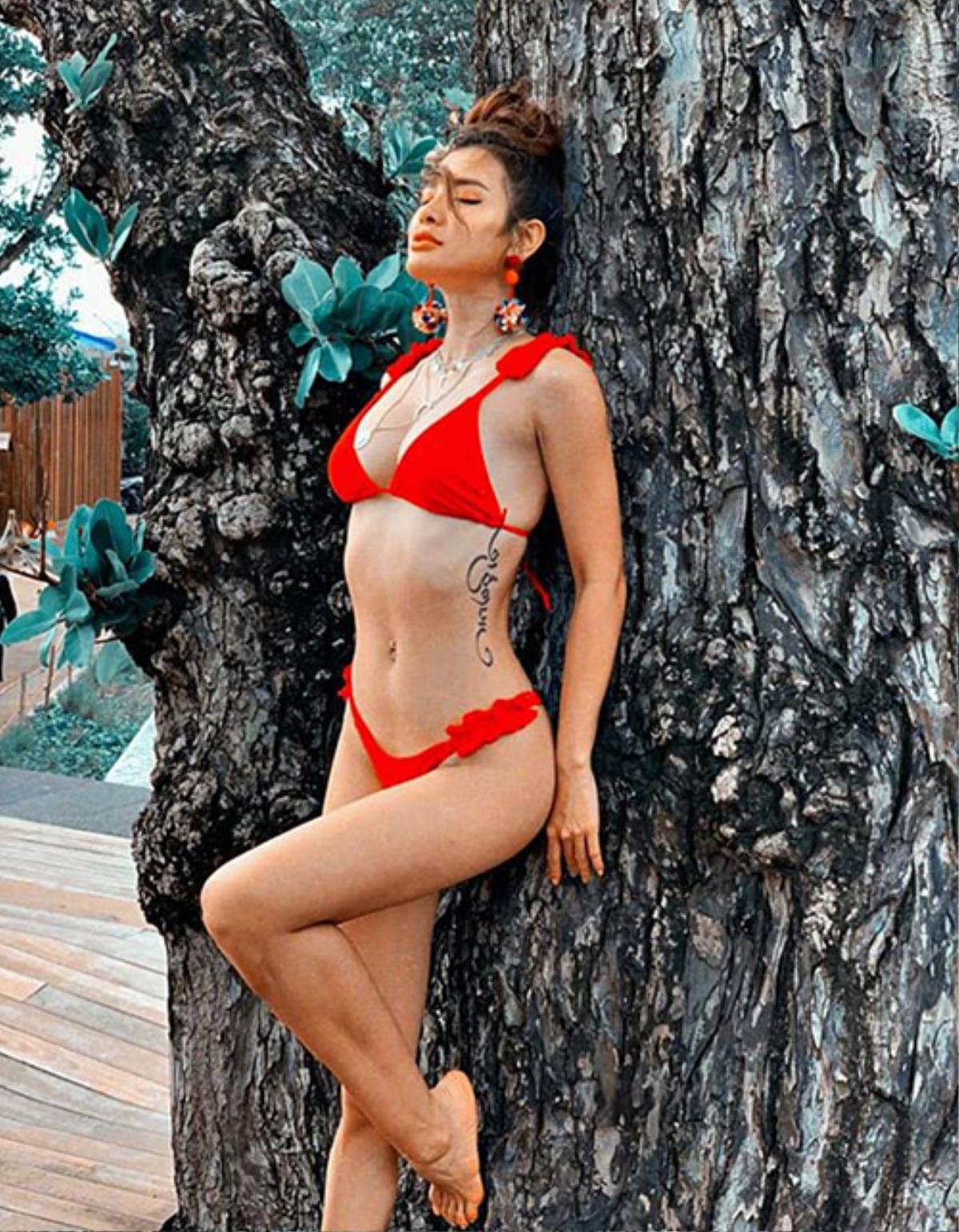 Đánh bại Ngọc Trinh, đây mới là 'nữ hoàng bikini' mới của showbiz Việt Ảnh 3