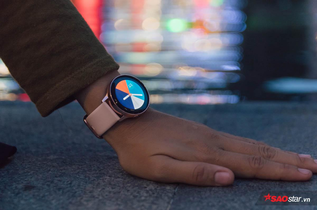 Đánh giá Galaxy Watch Active: Thiết kế bắt mắt, tích hợp nhiều công nghệ hiện đại! Ảnh 15