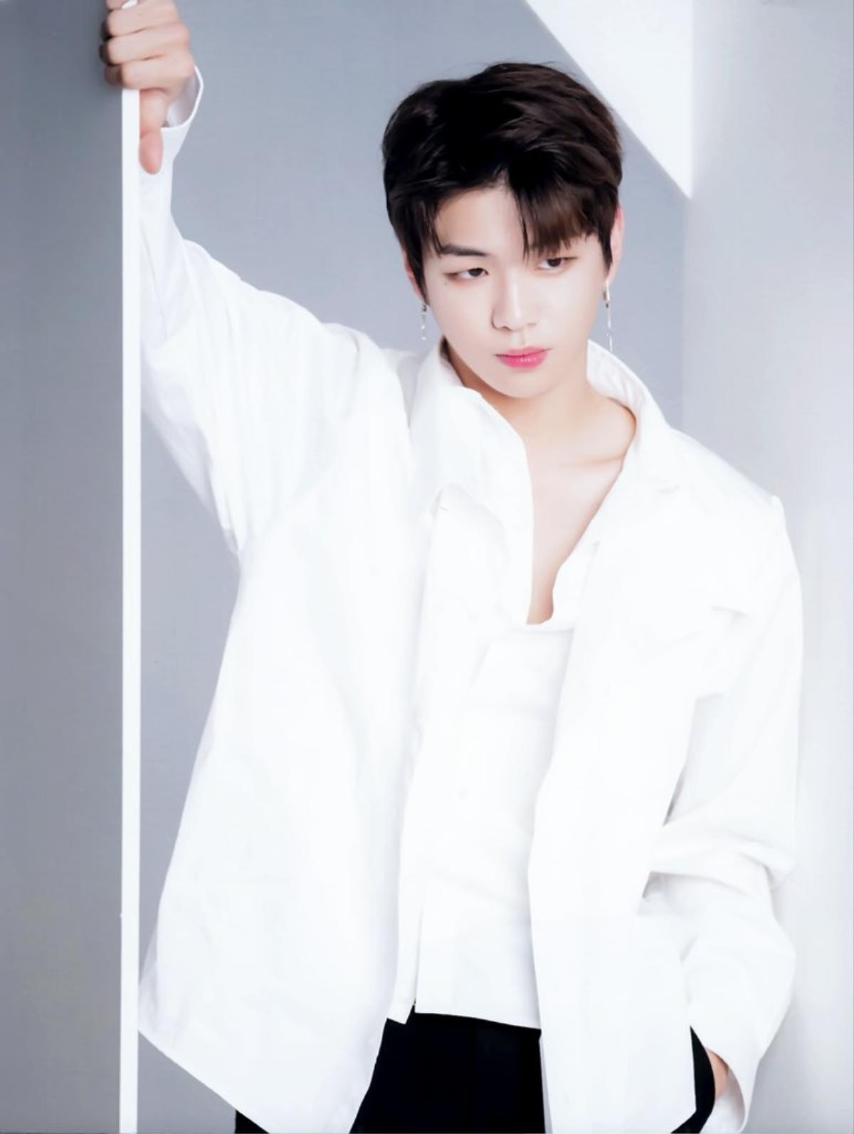 Lùm xùm với công ty quản lý cũng không làm khó được Kang Daniel: Anh chàng đứng nhất BXH thần tượng 56 tuần liên tiếp Ảnh 1