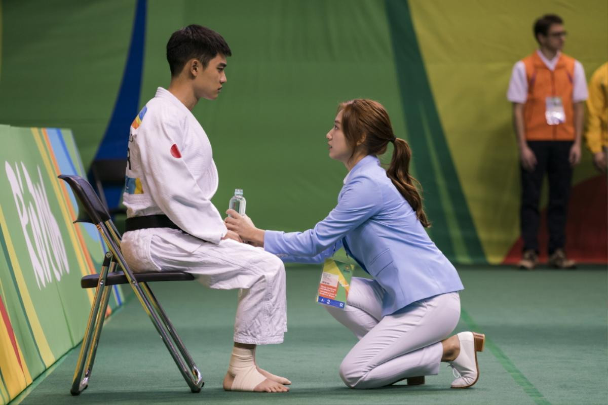 Đặt lên bàn cân hai cặp anh em D.O - Jo Jung Suk và Isaac - Kiều Minh Tuấn trong 'Anh tôi vô số tội' phiên bản Hàn và Việt Nam Ảnh 6