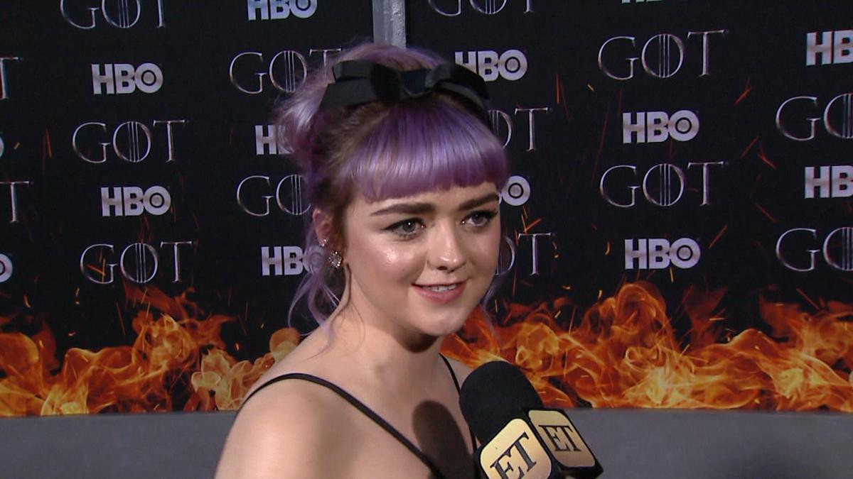 Maisie Williams nói gì về cảnh nóng đầu tiên trong đời của Arya ở tập 2 'Trò chơi vương quyền' mùa 8? Ảnh 10