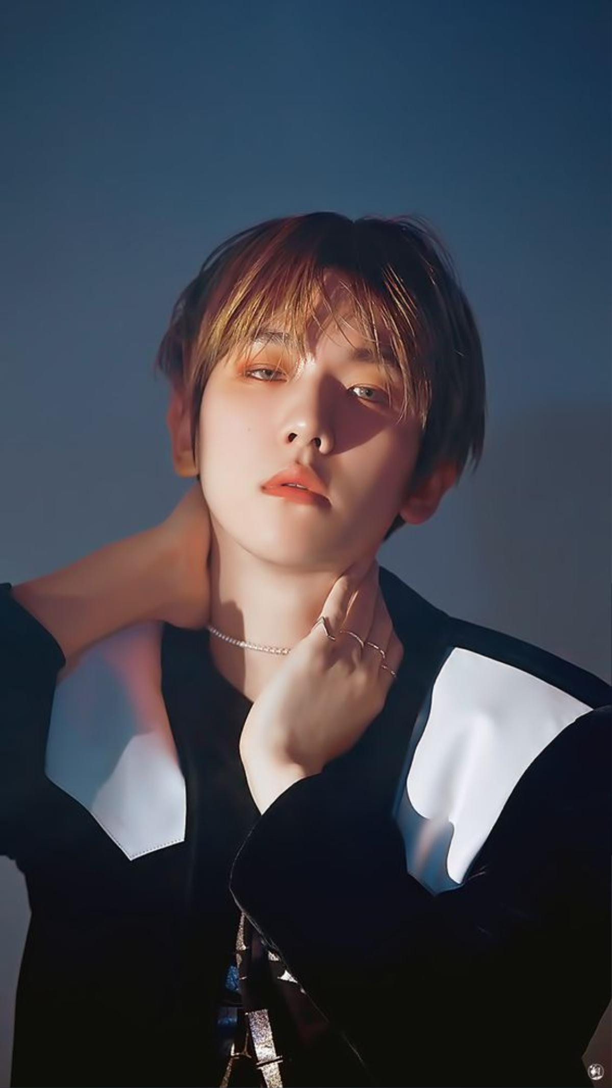 Hình ảnh 'chàng trai năm ấy' của Baekhyun bất ngờ hot trở lại, suýt tiết lộ dự án của EXO vào mùa hè Ảnh 12