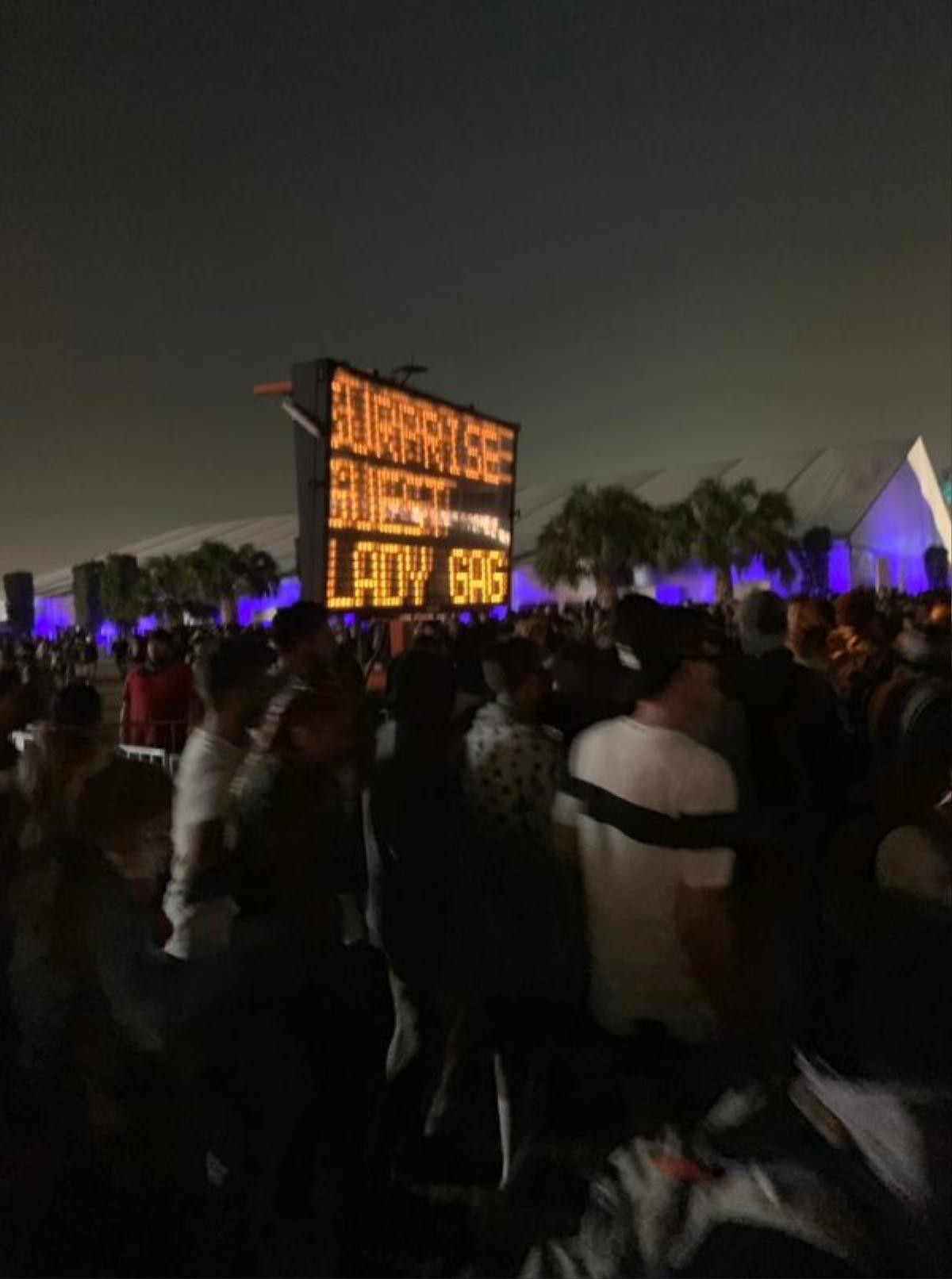 Hơn 100.000 khán giả tại Coachella 2019 được phen nháo nhào vì… Lady Gaga 'xuất hiện' Ảnh 2