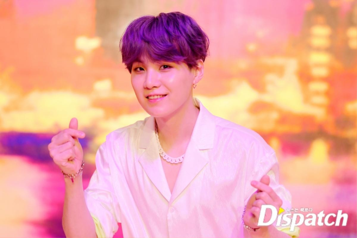 Dispatch cố tình 'dìm hàng' BTS khi những bức ảnh không nên 'tung' lại xuất hiện đầy trên MXH: Fan cố 'nhịn' nhưng khó có thể được? Ảnh 9