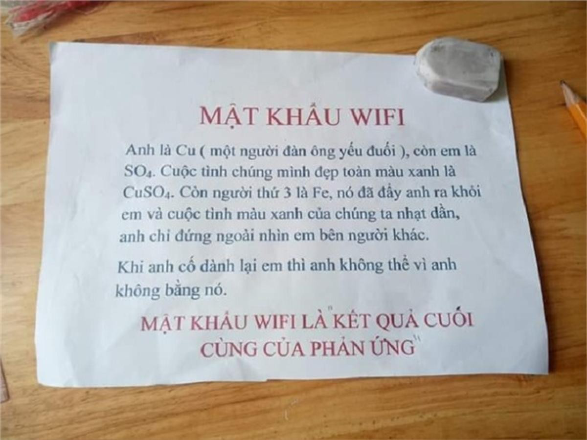 Cư dân mạng đau đầu giải phương trình Hoá học để lấy mật khẩu Wi-Fi, nhưng kết quả mới thật sự bất ngờ Ảnh 1