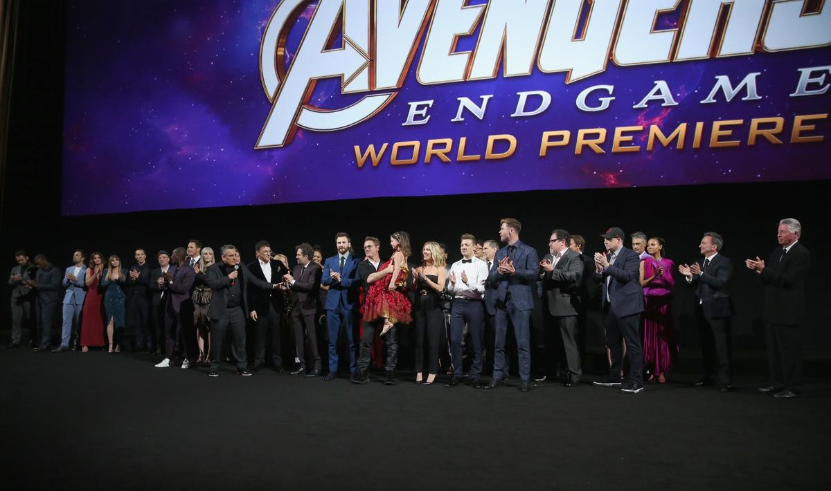 Avengers: Endgame là bộ phim đầu tiên trong lịch sử vượt 100 triệu USD tại Mỹ lẫn Trung Quốc ngay trước khi chiếu Ảnh 4