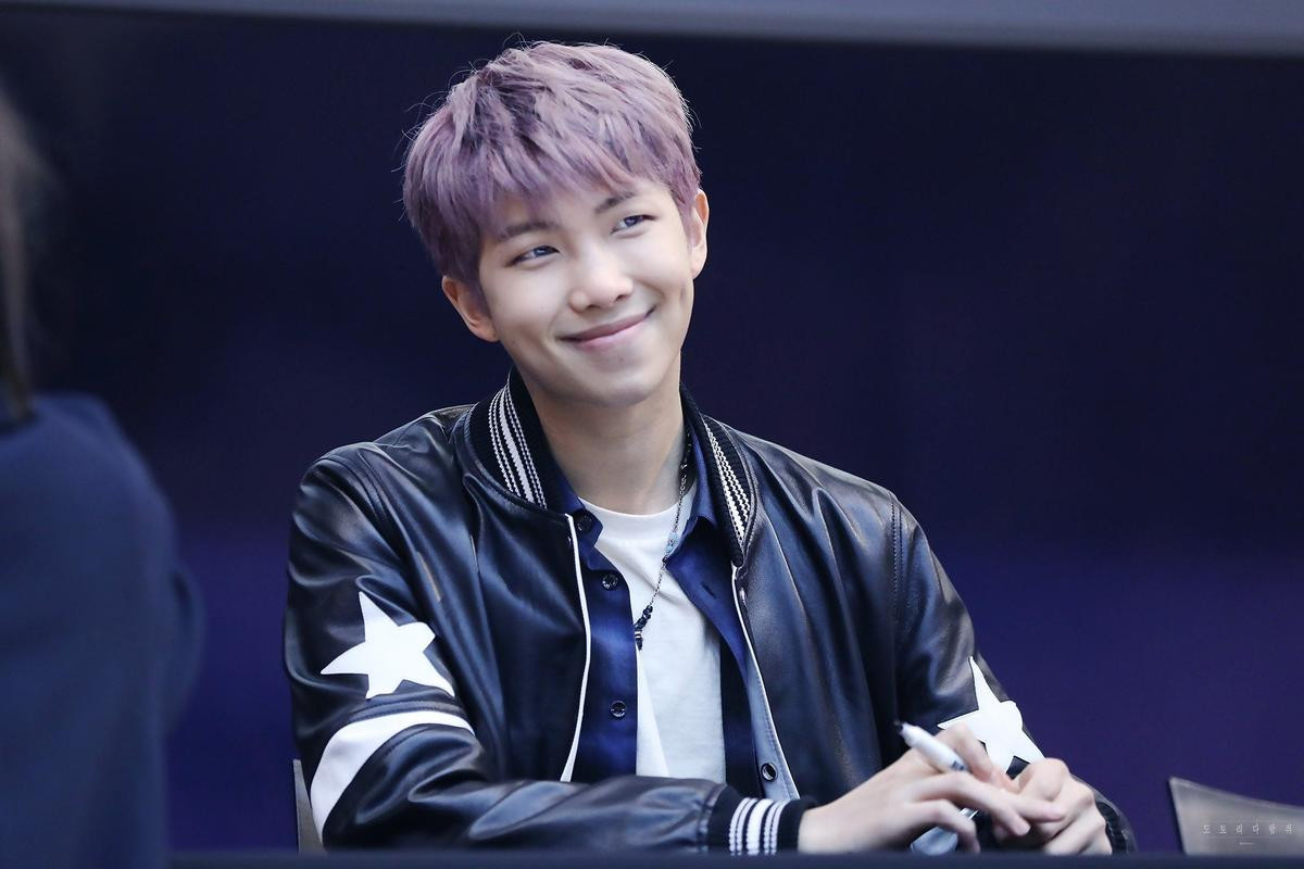 RM (BTS) tiết lộ tất tần tật những bí mật thú vị đằng sau album mới nhất 'Map of the Soul: Persona' Ảnh 4