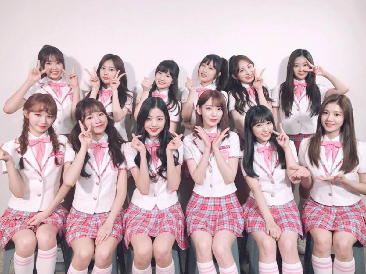 IZ*ONE công khai 'kể xấu' thói quen ngủ của nhau trên sóng truyền hình Ảnh 1