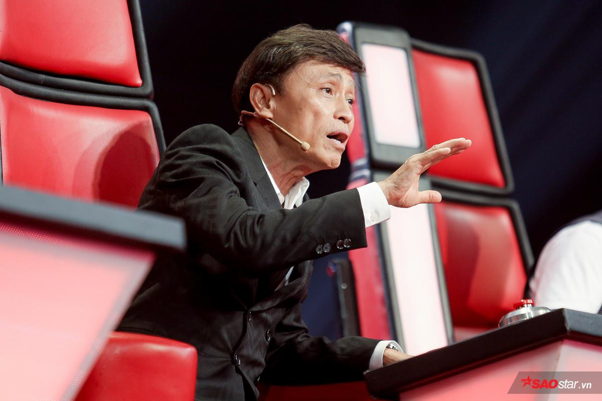 The Voice 2019: 'Bộ sậu' siêu đẳng cấp 'bắn tiếng Anh' như dân bản địa khiến khán giả 'tâm phục khẩu phục' Ảnh 8