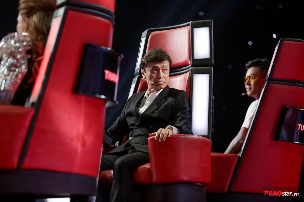 The Voice 2019: Single-mom Minh Nguyệt hát 'Dù chỉ là' đầy cảm xúc khiến HLV Thanh Hà 'nhượng bộ' trước HLV Tuấn Ngọc Ảnh 3