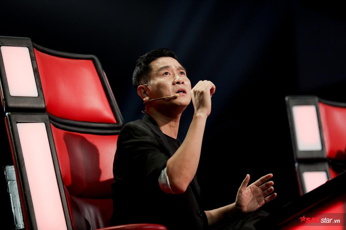 The Voice 2019: Single-mom Minh Nguyệt hát 'Dù chỉ là' đầy cảm xúc khiến HLV Thanh Hà 'nhượng bộ' trước HLV Tuấn Ngọc Ảnh 4