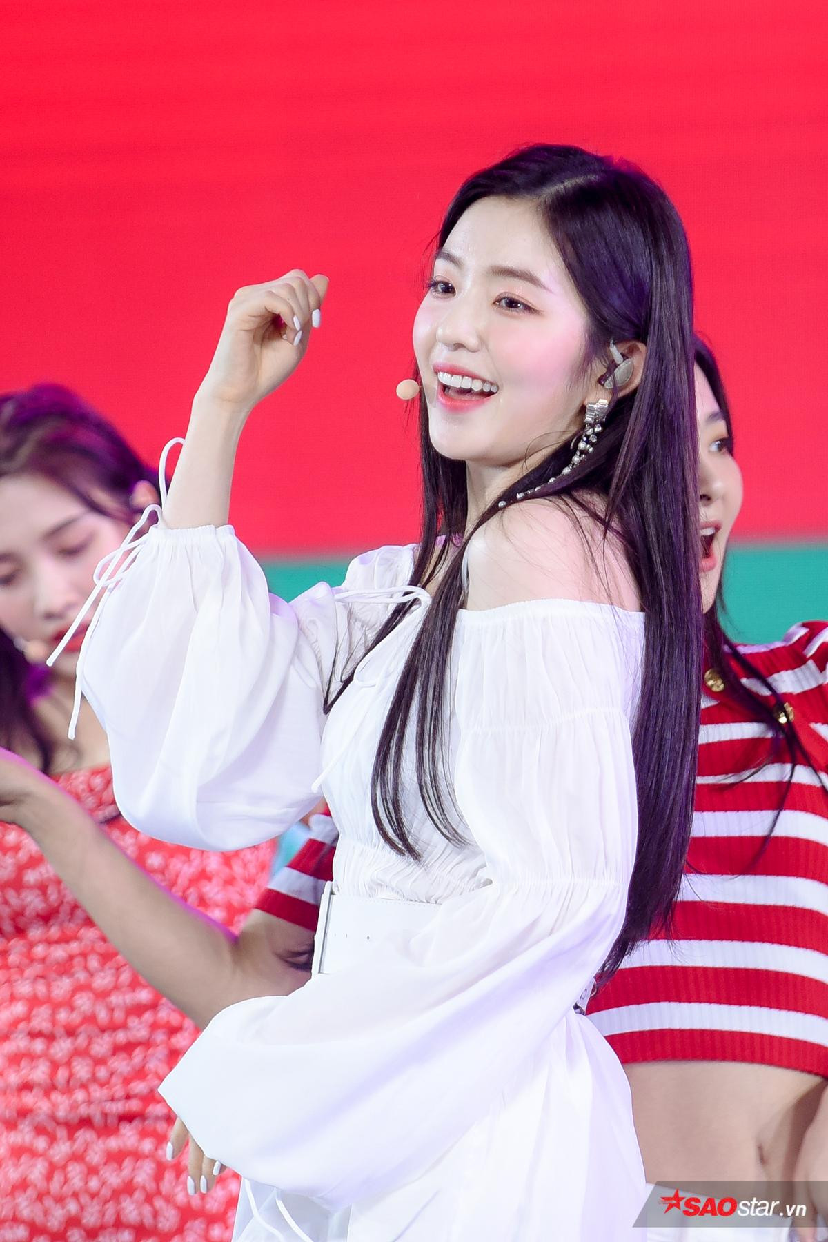 1001 khoảnh khắc Irene (Red Velvet) tại Việt Nam: Nhan sắc đỉnh cao xứng danh visual 'vô thực' Ảnh 16