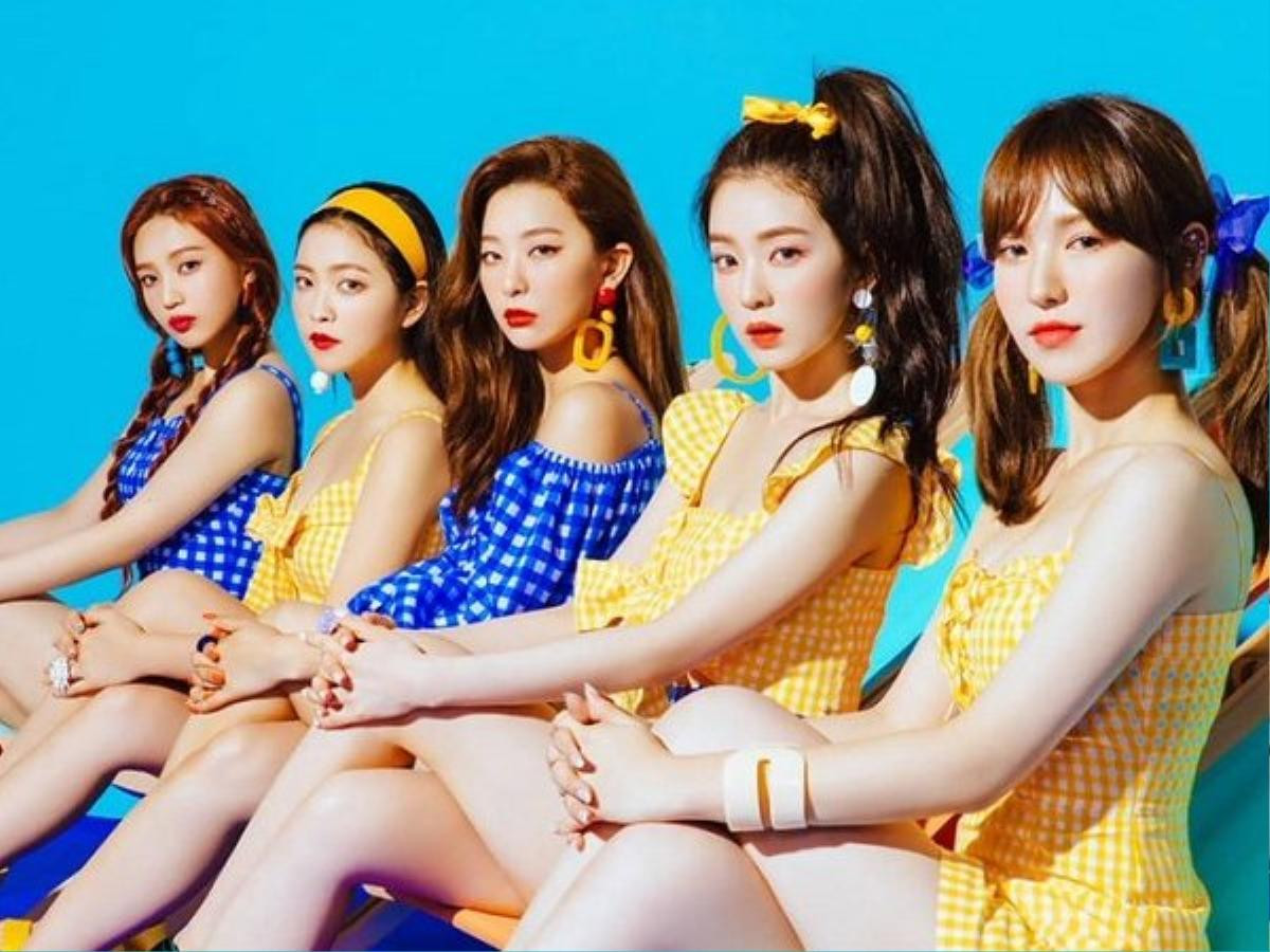 Hậu biểu diễn ở Việt Nam, Red Velvet lo lắng khi liên tiếp bị fan cuồng quấy rối khi đang livestream Ảnh 2