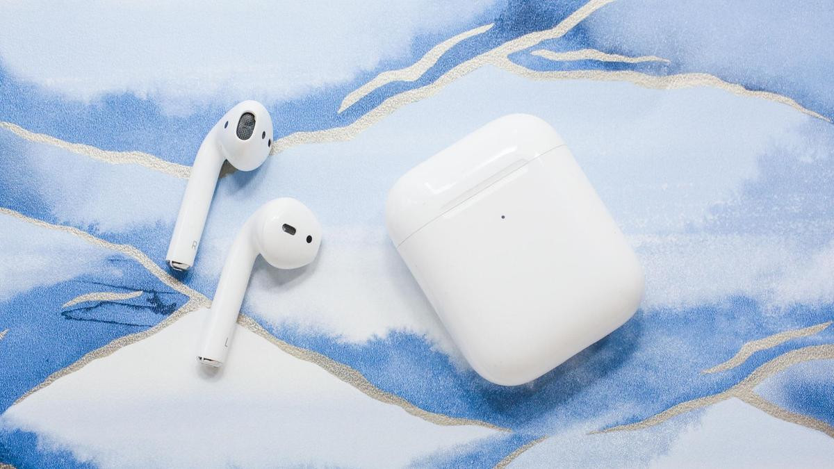 Doanh số iPhone tiếp tục ì ạch, Tim Cook bất ngờ gọi AirPods là 'hiện tượng văn hoá' Ảnh 2