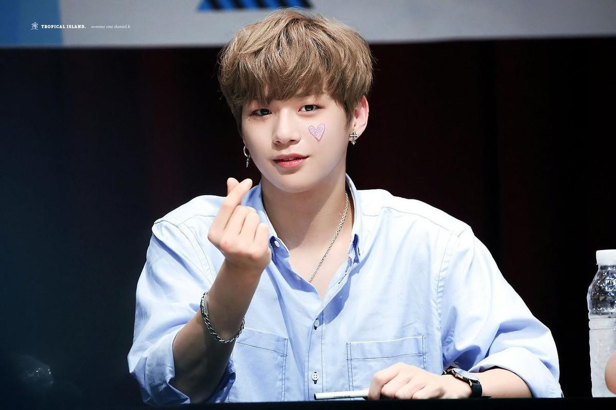 Ngoại hình giống hệt Kang Daniel: Thực sinh tại Produce X 101 gây chú ý Ảnh 5