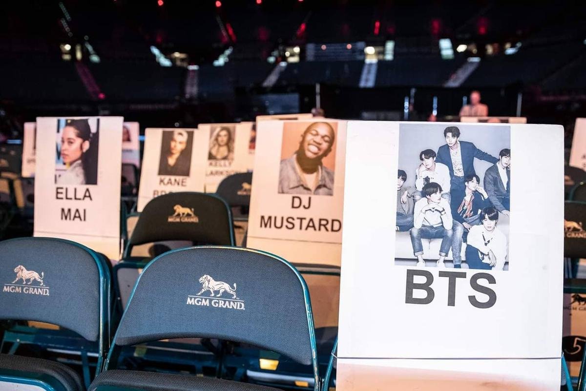 Billboard Music Awards 2019 cận giờ G: Vị trí BTS cùng hàng ghế đầu với Taylor Swift Ảnh 3