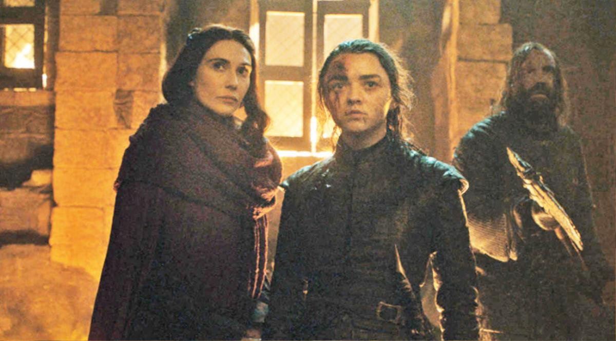 Cuối cùng chúng ta cũng biết được Arya Stark đã giết Night King như thế nào trong 'Game of Thrones - The Long Night' Ảnh 3