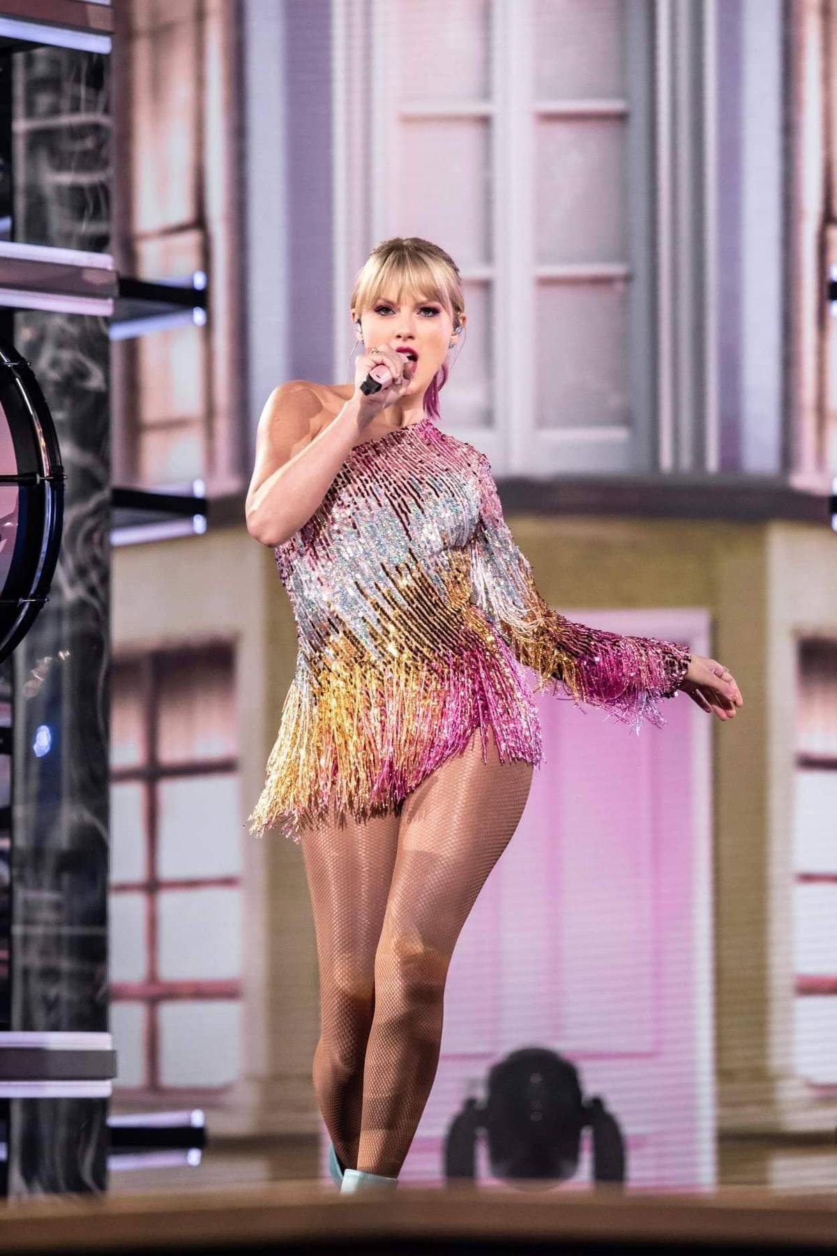 Xem ngay sân khấu mở màn tuyệt đỉnh 'ME!' từ Taylor Swift tại  Billboard Music Awards 2019! Ảnh 7