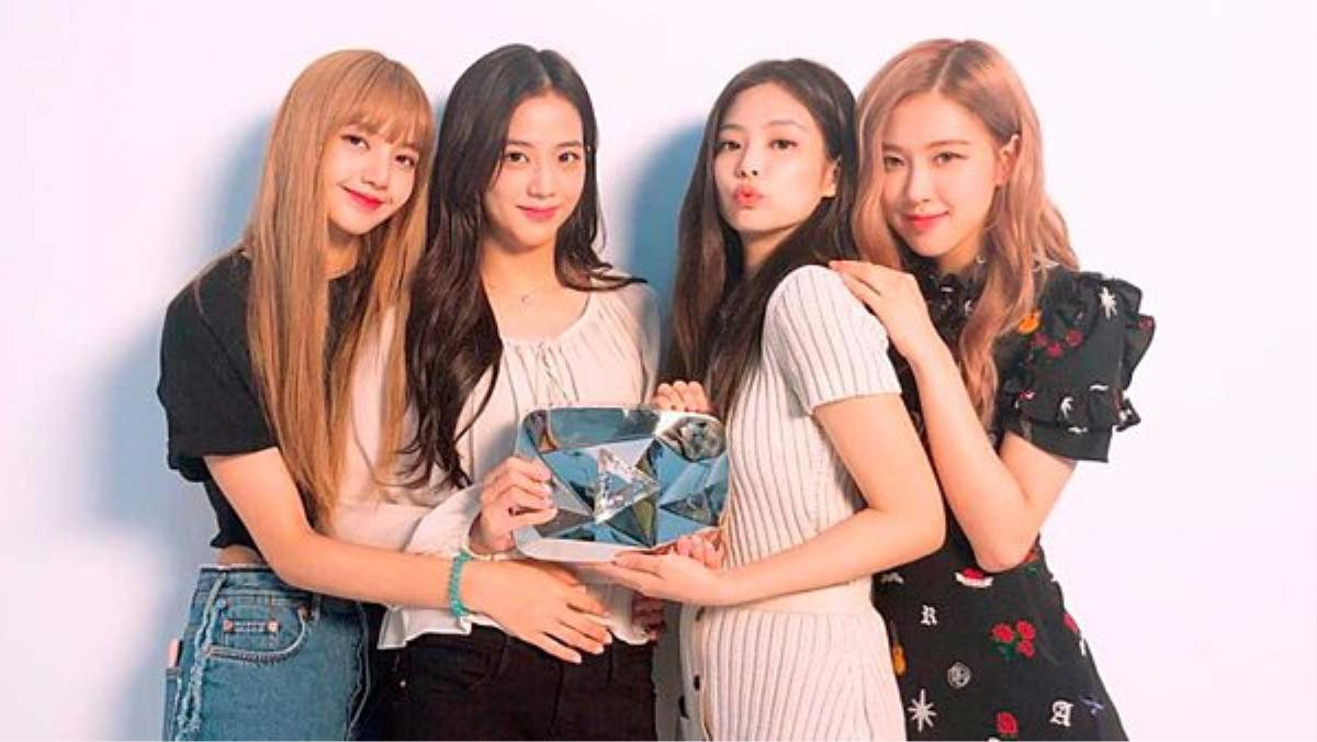 Dự án tân binh nữ của YG 'chết yểu': Lỗi do đàn chị BLACKPINK? Ảnh 3