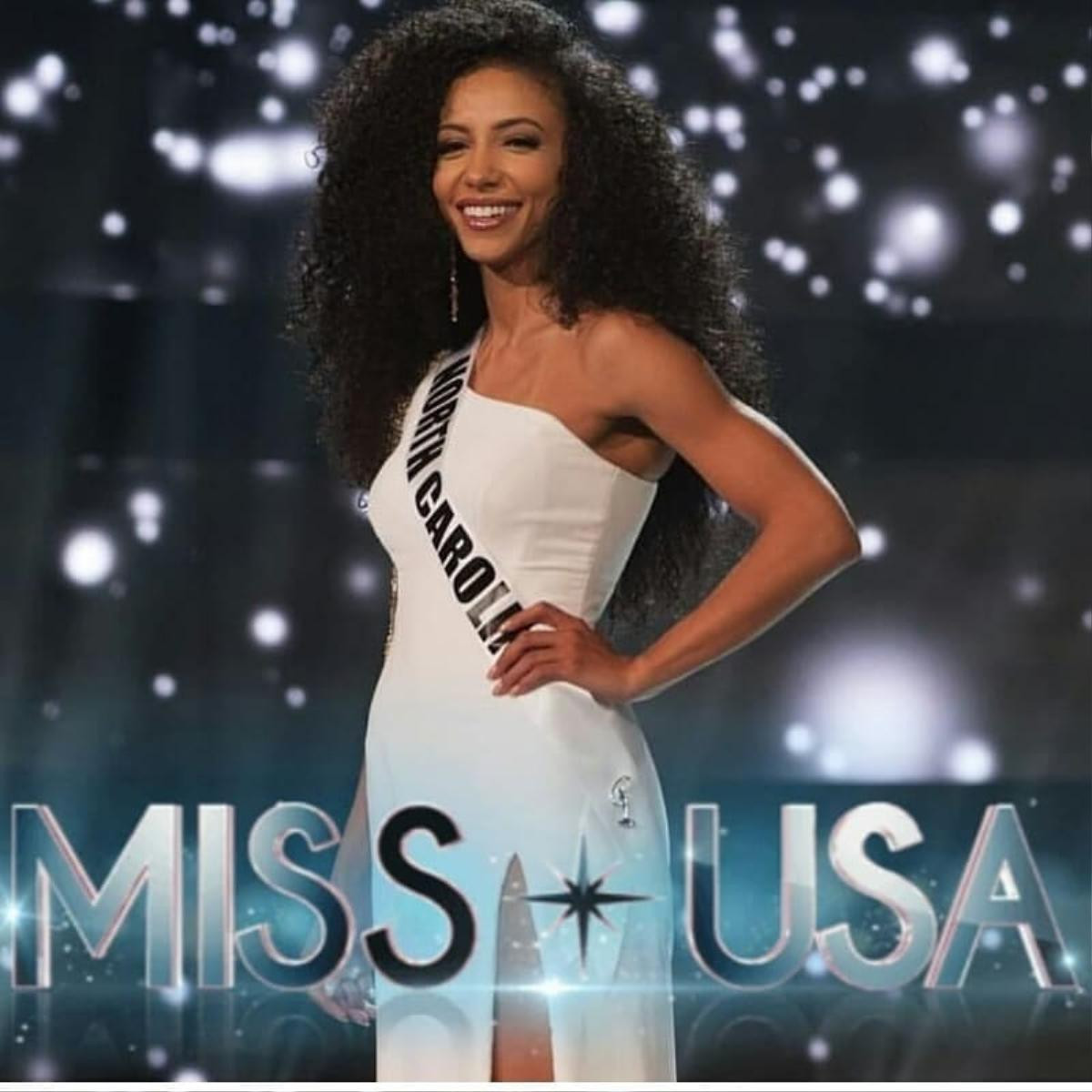 Đáng yêu như H'Hen Niê dậy sớm 'hóng hớt' bạn thân trao vương miện Miss USA, fan mong chờ màn Final Walk Ảnh 9