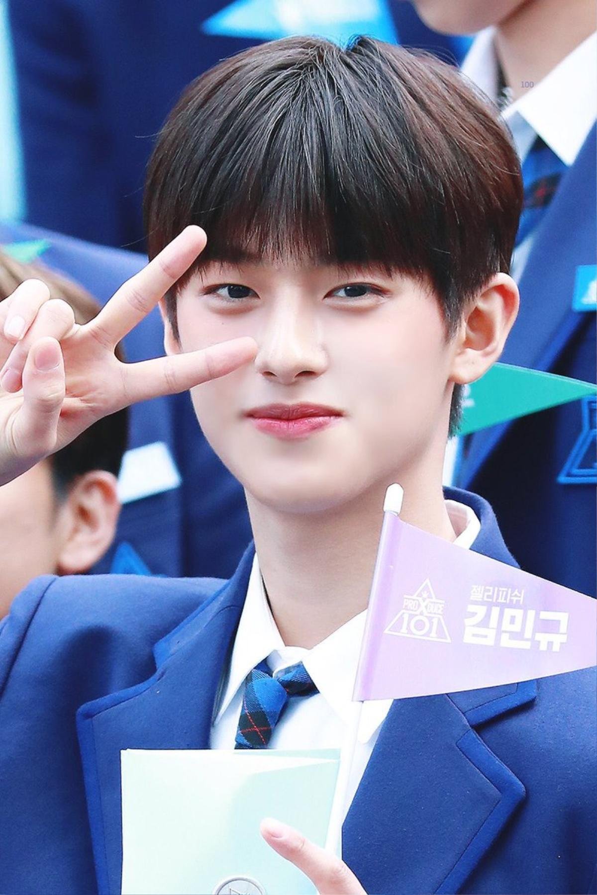 Kim Min Gyu của PRODUCE X 101 gây chú ý với ngoại hình 'cực phẩm', được Mnet 'cưng chiều' hết mực Ảnh 4