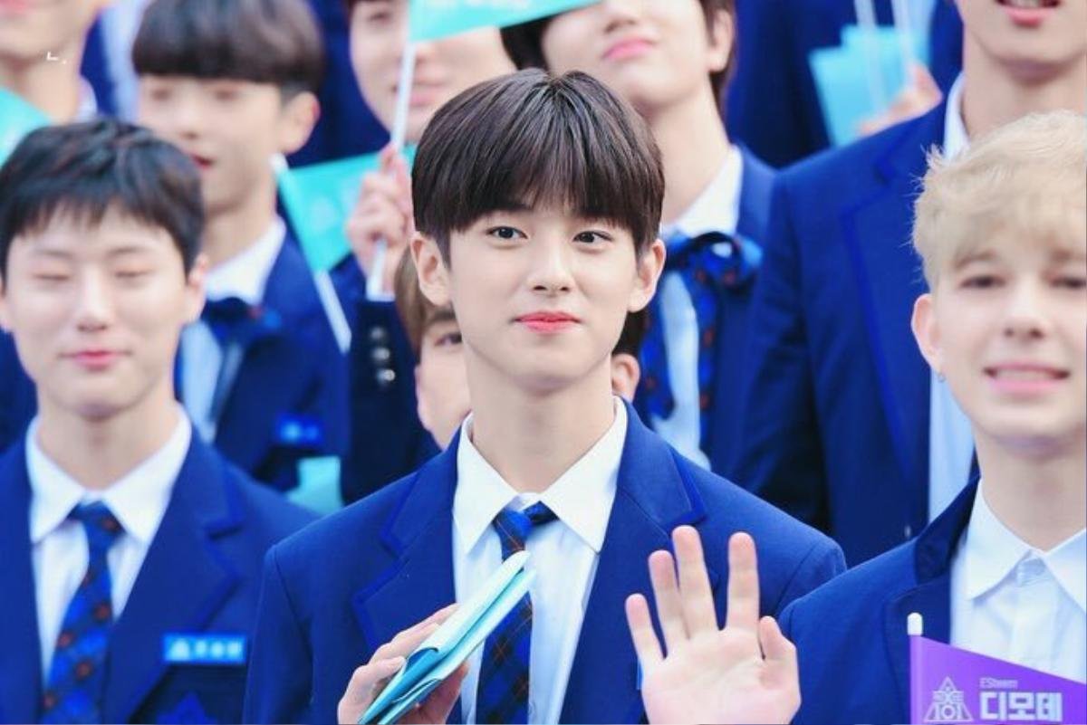 Kim Min Gyu của PRODUCE X 101 gây chú ý với ngoại hình 'cực phẩm', được Mnet 'cưng chiều' hết mực Ảnh 5