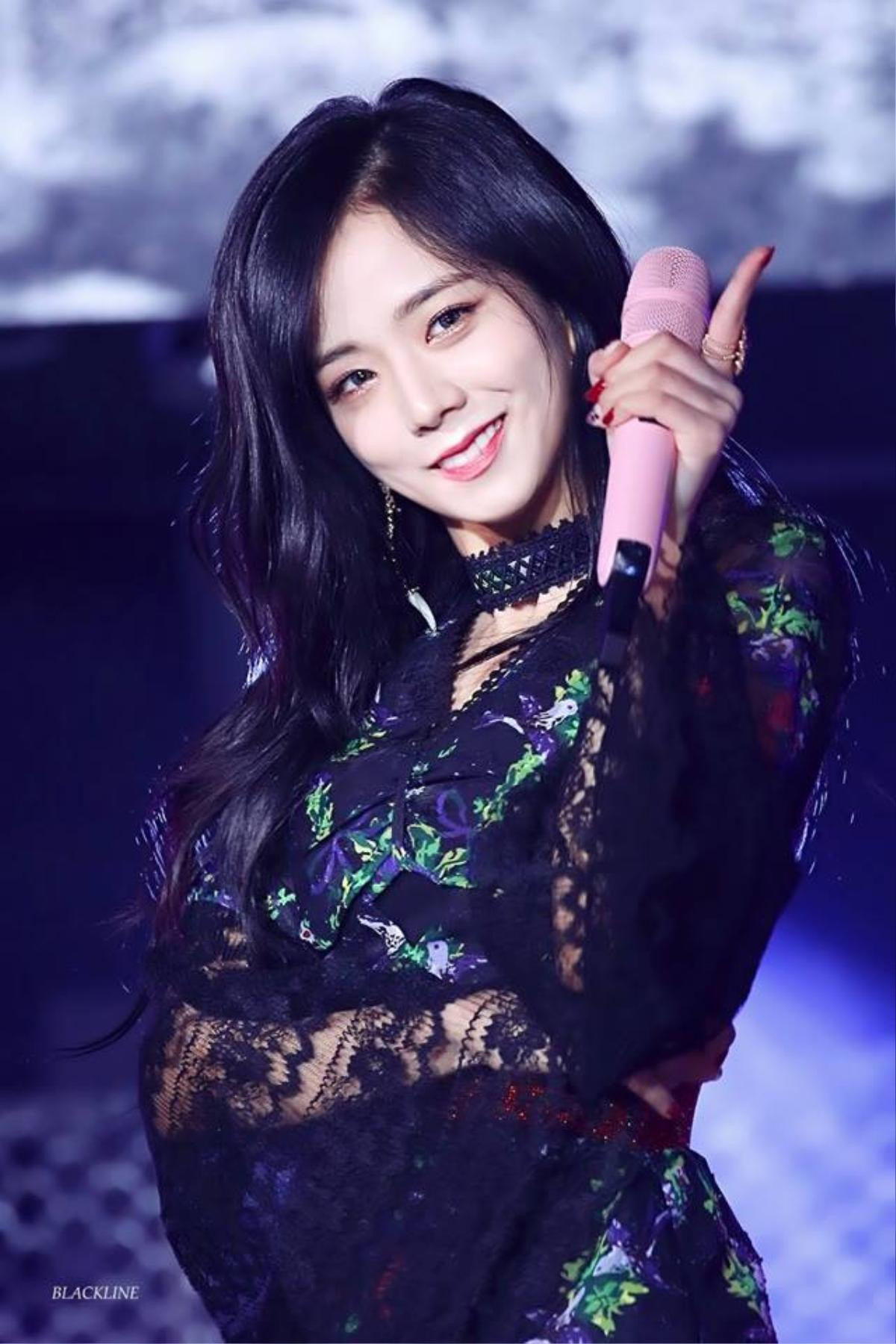 Jisoo tiết lộ 'không thèm' đọc bình luận của 'anti fan', sẵn sàng bảo vệ BLACKPINK hết lòng Ảnh 1