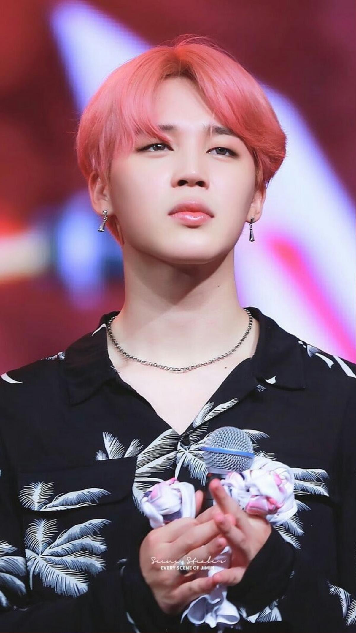 Những màu tóc lòe loẹt gây tranh cãi của Jimin (BTS) đến fan ruột cũng lắc đầu Ảnh 12