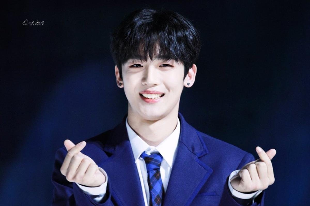 Kim Yohan 'nghiện' khoe vai trần, thực tập chỉ đúng 3 tháng để đạt hạng A khi thi PRODUCE X 101 Ảnh 7