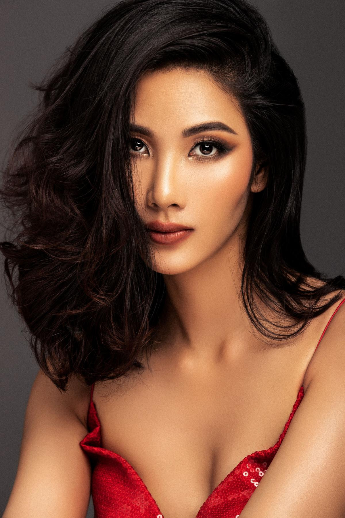 HOT - Hoàng Thùy chính thức đại diện Việt Nam tại Miss Universe 2019: Fan mừng rỡ vỡ òa! Ảnh 6