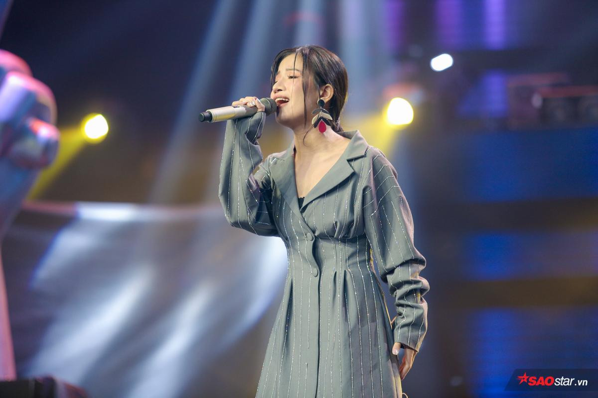 Lâm Bảo Ngọc - The Voice: 'Từng khóc vì sợ bị loại, Boss Tuấn Hưng ga lăng nhất Việt Nam' Ảnh 3