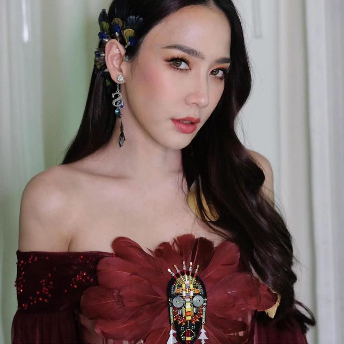 Top 5 nữ diễn viên Thái Lan hot nhất channel 7 sẽ khuấy động màn ảnh 2019: Dẫn đầu vẫn là nữ hoàng Aum Patchrapa Ảnh 3