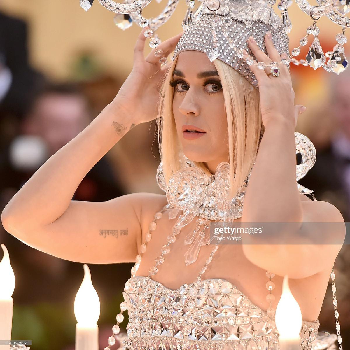 Met Gala 2019: Katy Perry 'ác quá ác' khi hóa hamburger béo ngậy giữa đêm khiến ai cũng cồn cào ruột gan Ảnh 3