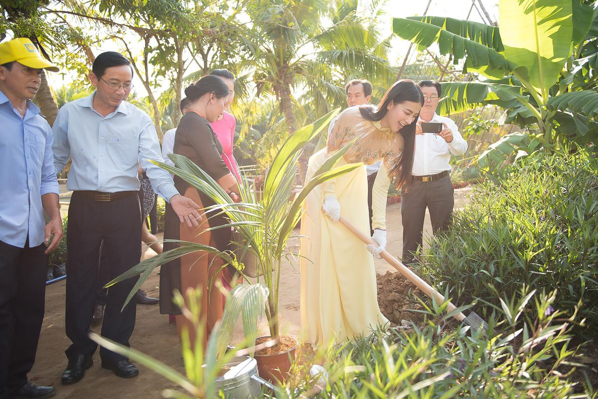 Phương Khánh rạng rỡ tại quê nhà, 'ghi điểm' mạnh mẽ với vai trò đặc biệt mới Ảnh 4