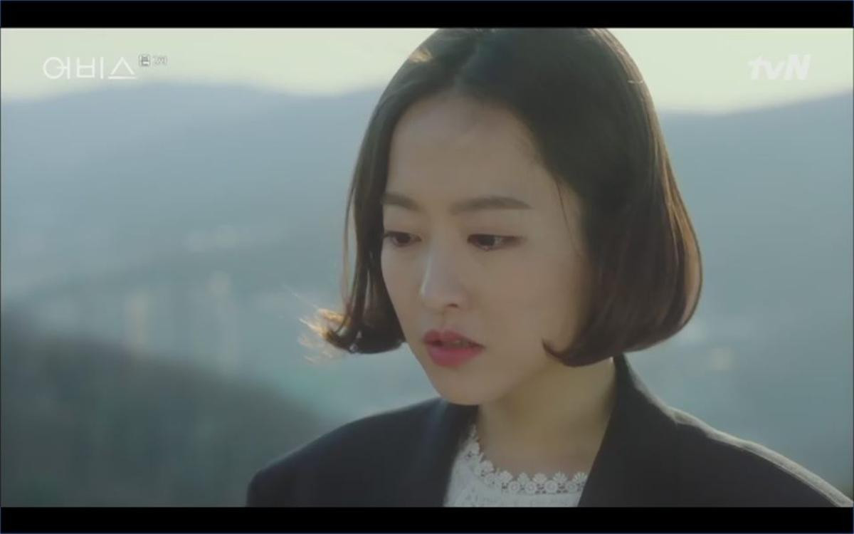 'Abyss' tập 1-2: Park Bo Young sống lại sau khi bị ám sát, Ahn Hyo Seop là người hồi sinh kẻ sát nhân? Ảnh 19