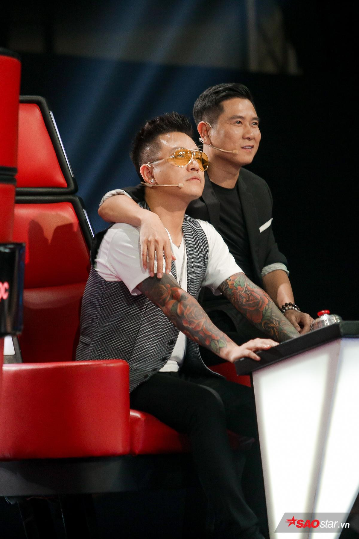 Không 'chị em nặng nghĩa tình', ghế nóng The Voice 2019 chỉ có tình huynh đệ 'trường tồn'? Ảnh 4