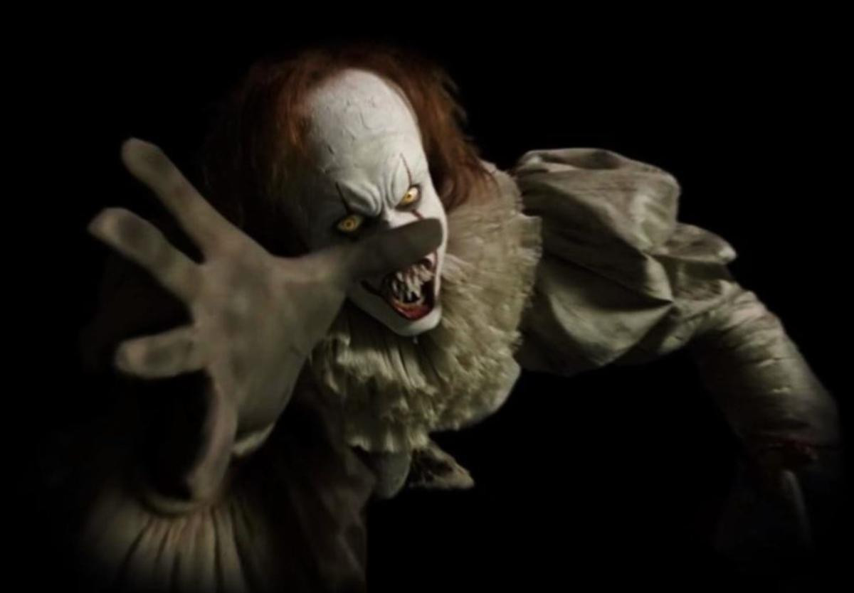 Chú hề ma quái Pennywise của Bill Skarsgard sẽ trở lại và lợi hại hơn xưa trong 'It: Chapter Two' Ảnh 5