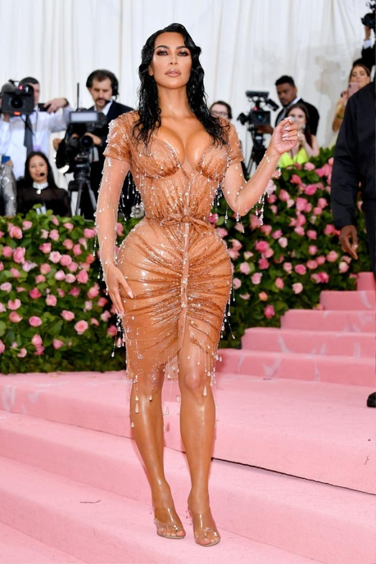 Không ngờ trong quá khứ Kim Kardashian ăn vận sến sẩm như thế này Ảnh 1