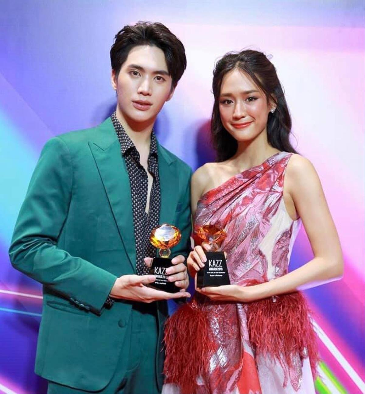 Dàn sao Thái Lan đọ sắc tại thảm đỏ Kazz Awards 2019, ai là người vinh dự được mang cúp về nhà? Ảnh 11