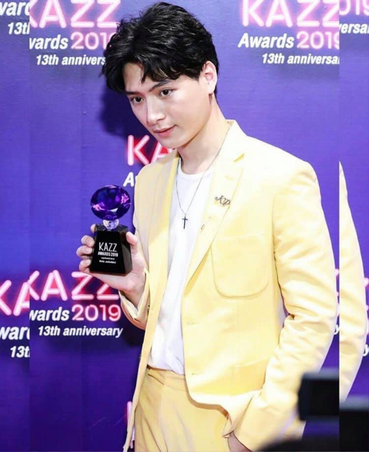 Dàn sao Thái Lan đọ sắc tại thảm đỏ Kazz Awards 2019, ai là người vinh dự được mang cúp về nhà? Ảnh 19